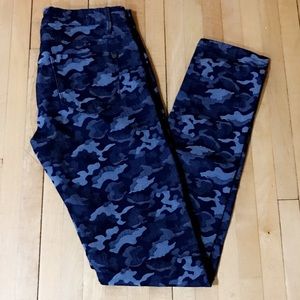 NWOT MONARDA BLUE CAMOUFLAGE SKINNY JEANS